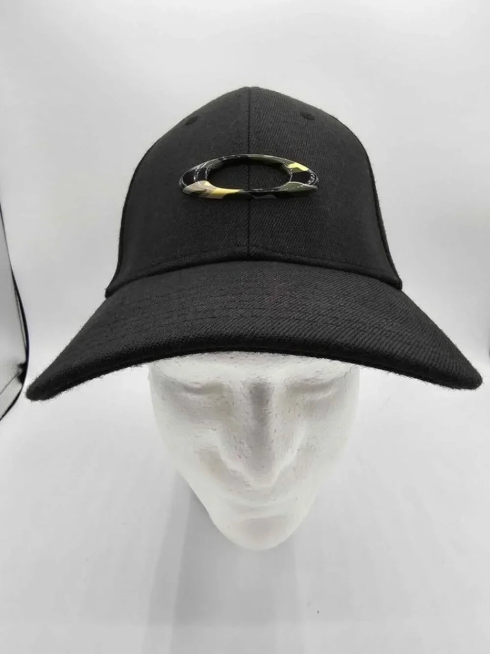 Oakley Tincan Fitted Baseball Cap With Camo Logo